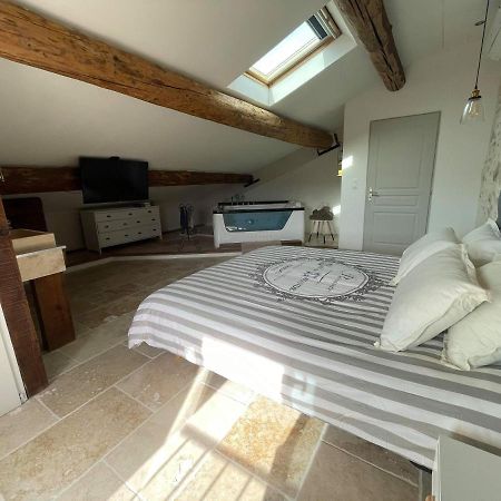 Appartement De Charme Sud Luberon Classe 4 Etoiles Puyvert Εξωτερικό φωτογραφία